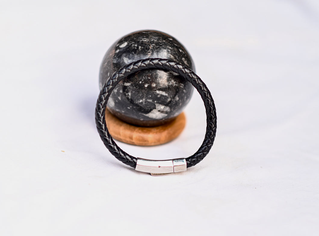 Clasp Leather Bracelet